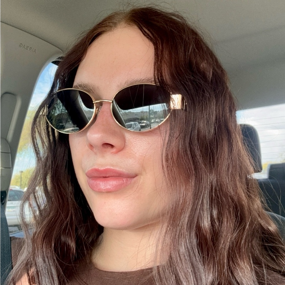 Meet your Posher, Haley
